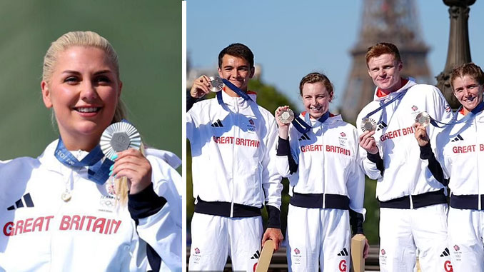 Amber Rutter and the Triathlon Mixed Relay Team with medals at Paris 2024 for Team GB